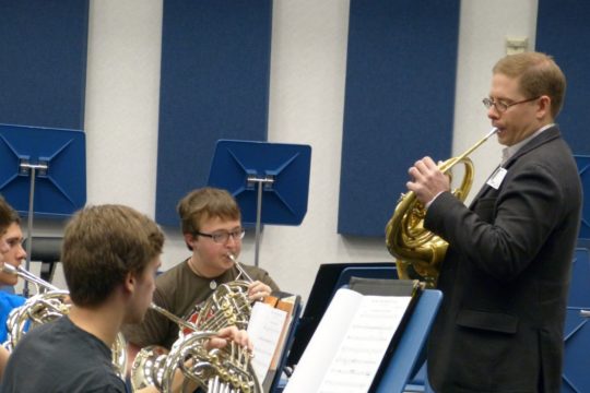 horn master class with david heyde and high school students