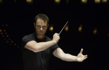 Matthew Halls, conductor