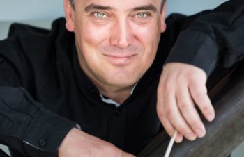Jaime Martín, conductor