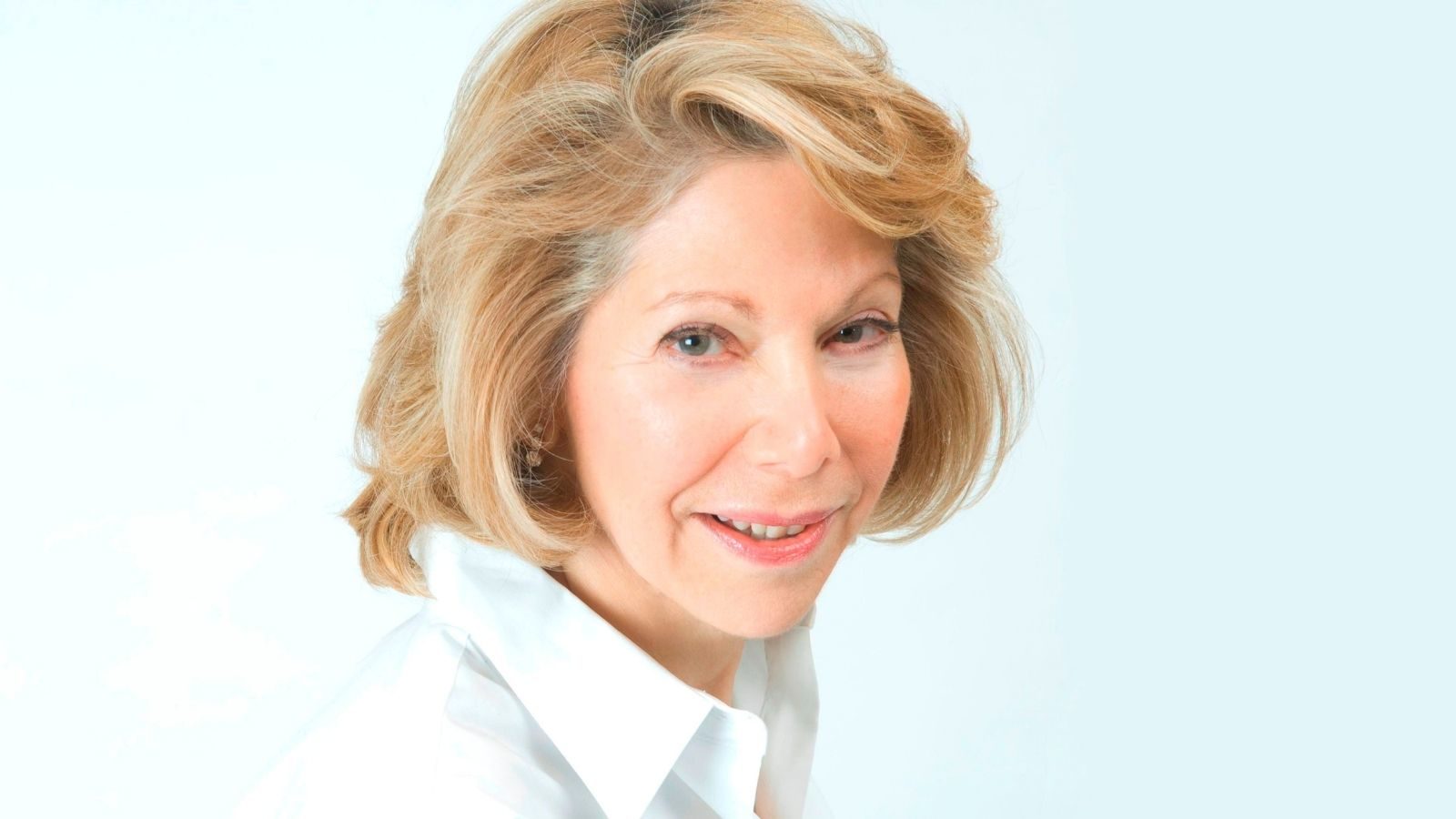 Victoria Bond